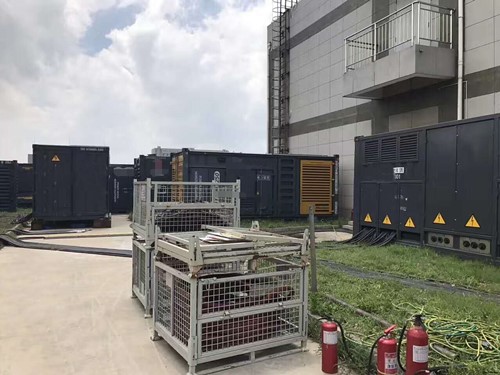 和布克赛尔除了定期检查，还有哪些方法可以及时发现接触式转速表探头的磨损？