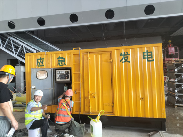 和布克赛尔怎样判断空气滤清器是否需要更换？