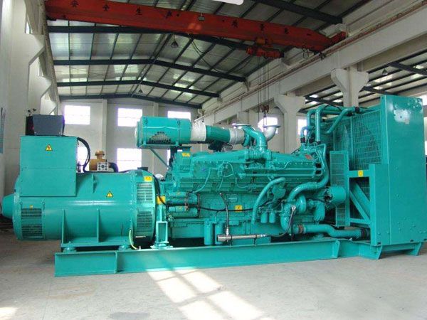 和布克赛尔影响800KW发电机组油耗的因素有哪些？